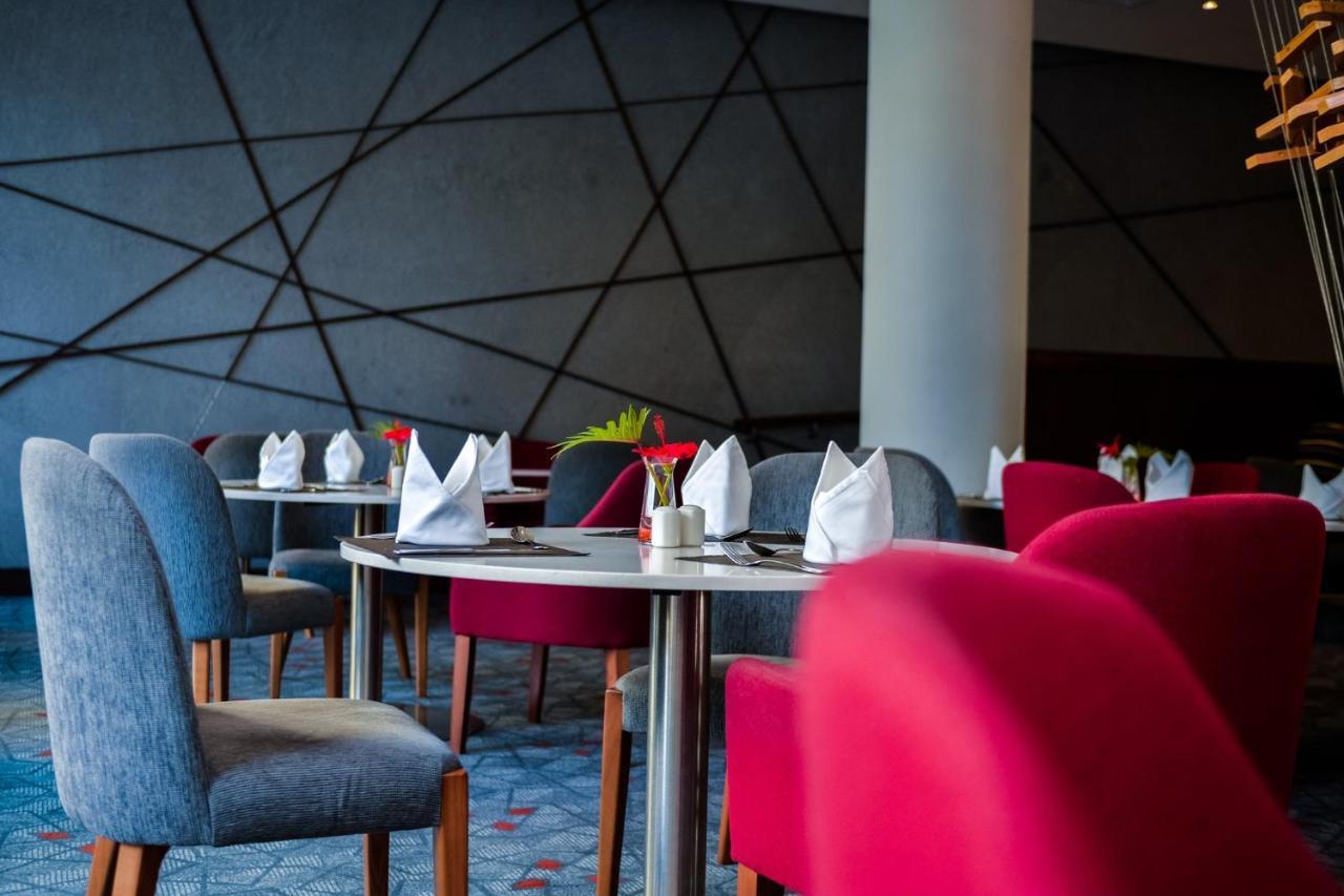 ホテル Crowne Plaza - Dar Es Salaam By Ihg エクステリア 写真