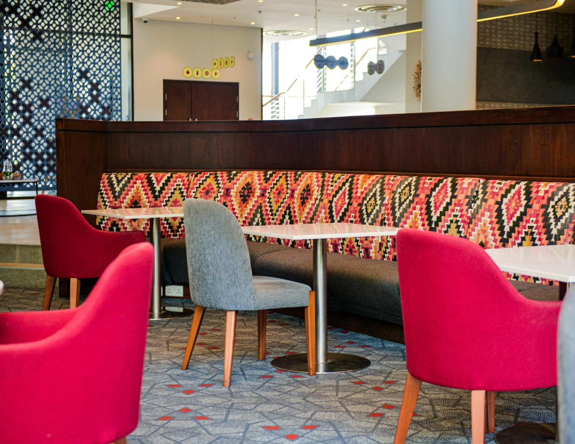 ホテル Crowne Plaza - Dar Es Salaam By Ihg エクステリア 写真
