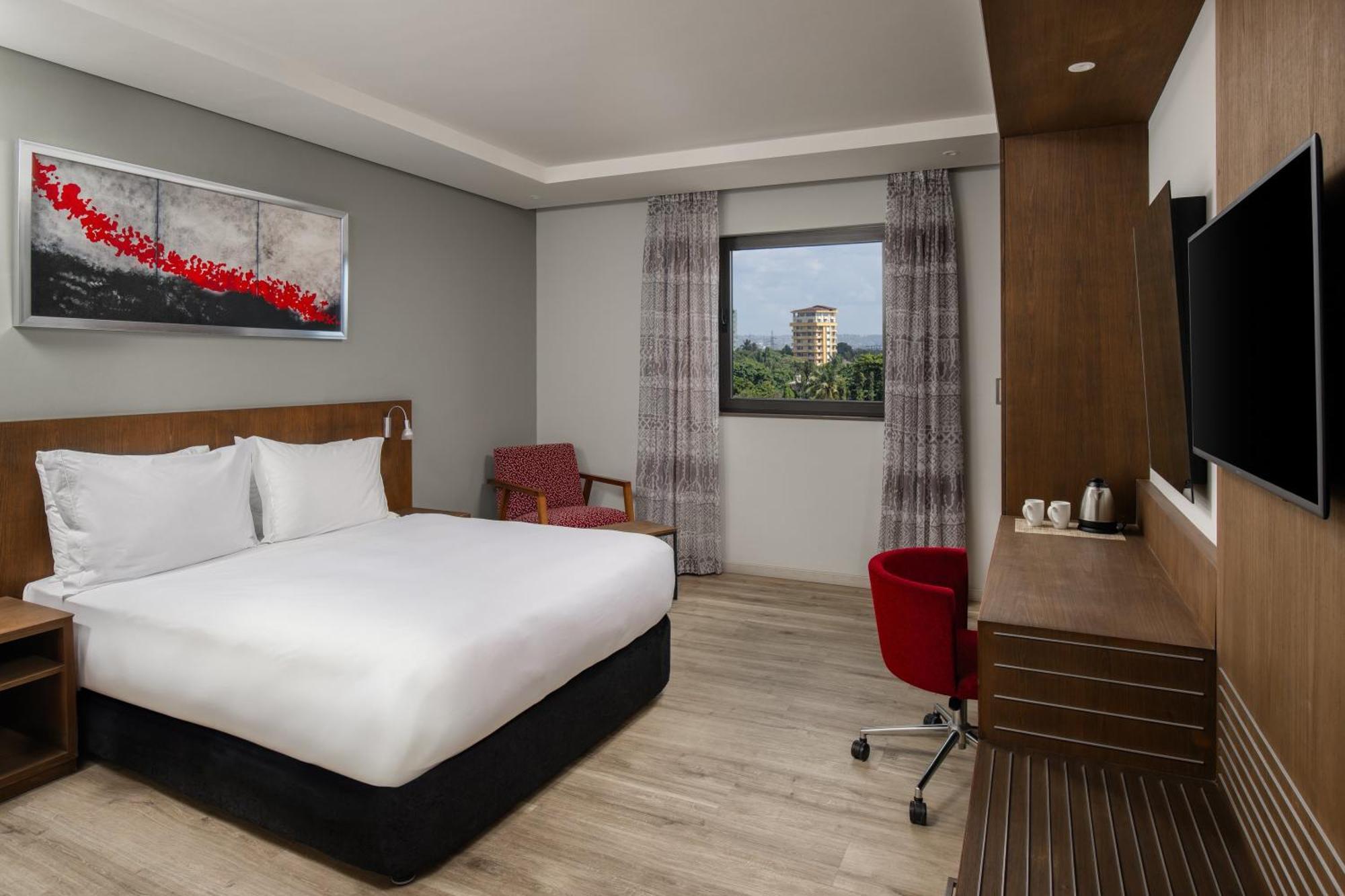 ホテル Crowne Plaza - Dar Es Salaam By Ihg エクステリア 写真